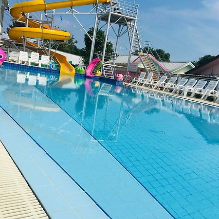 Hotel Aiem Sa Ard Koh Larn Exterior foto