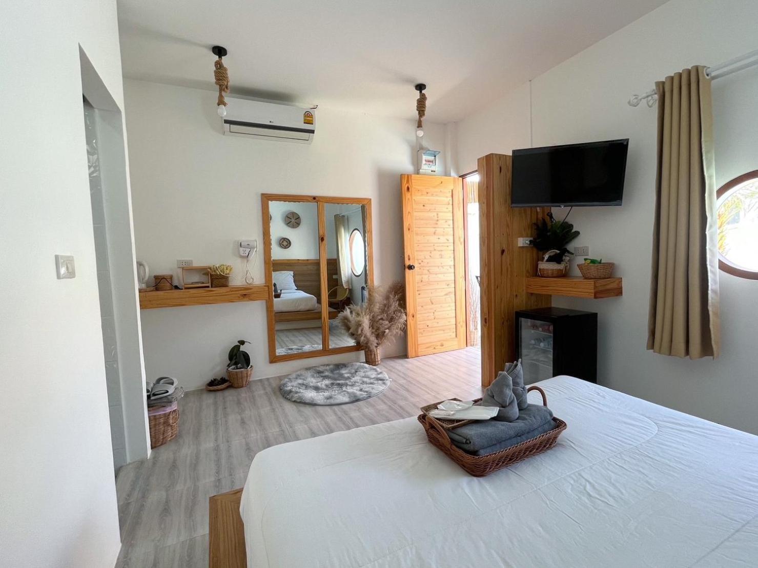 Hotel Aiem Sa Ard Koh Larn Exterior foto
