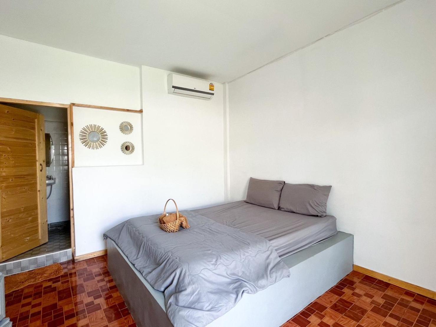 Hotel Aiem Sa Ard Koh Larn Exterior foto