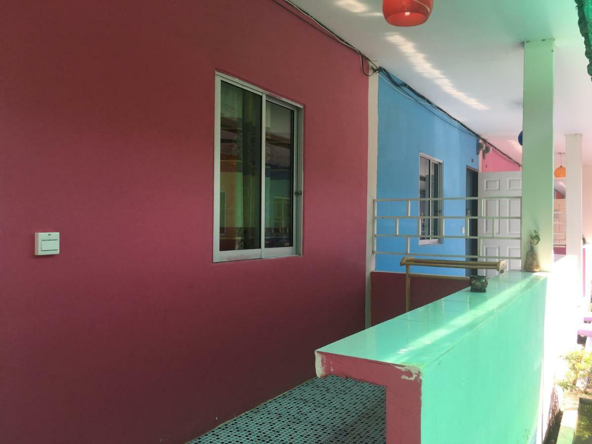 Hotel Aiem Sa Ard Koh Larn Exterior foto